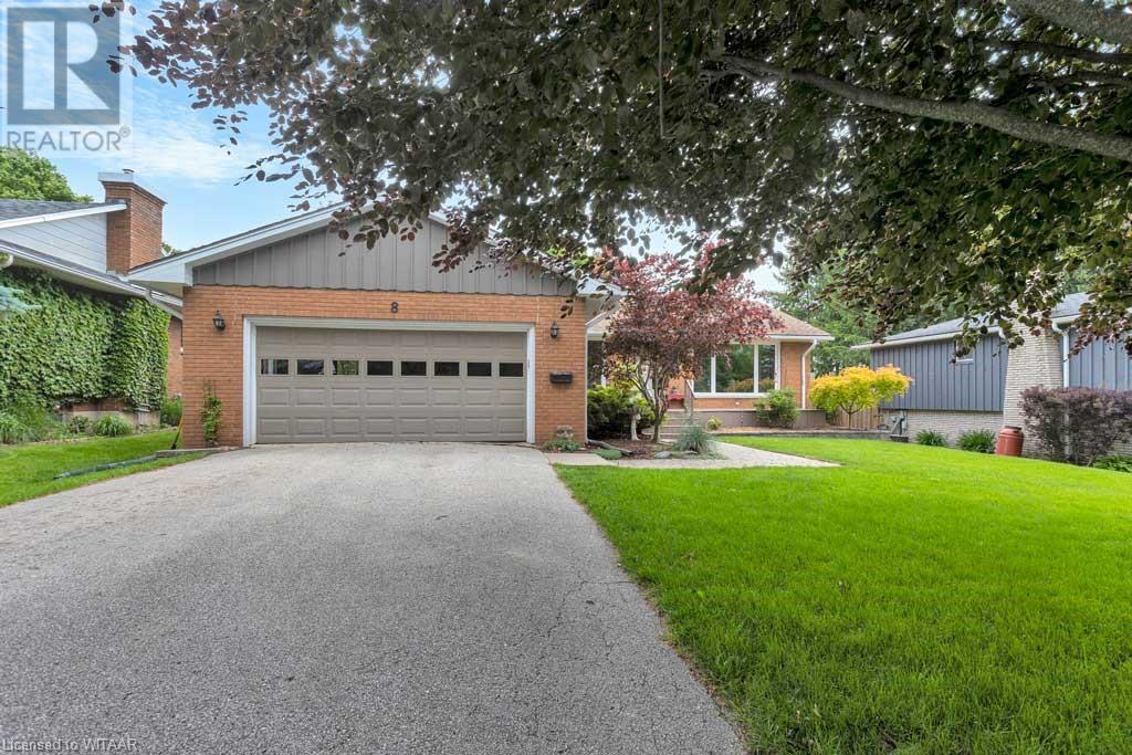 8 WOODCOCK Drive, Tillsonburg