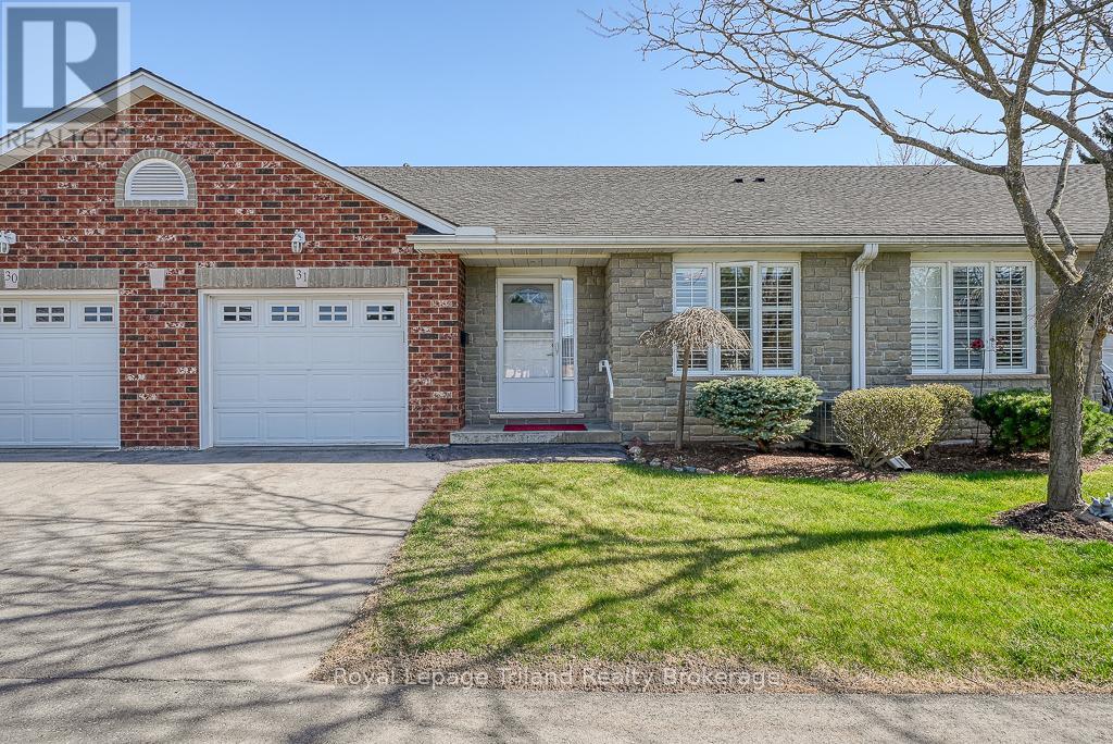 31 - 53 HERON S LANDING, Woodstock (Woodstock - North)