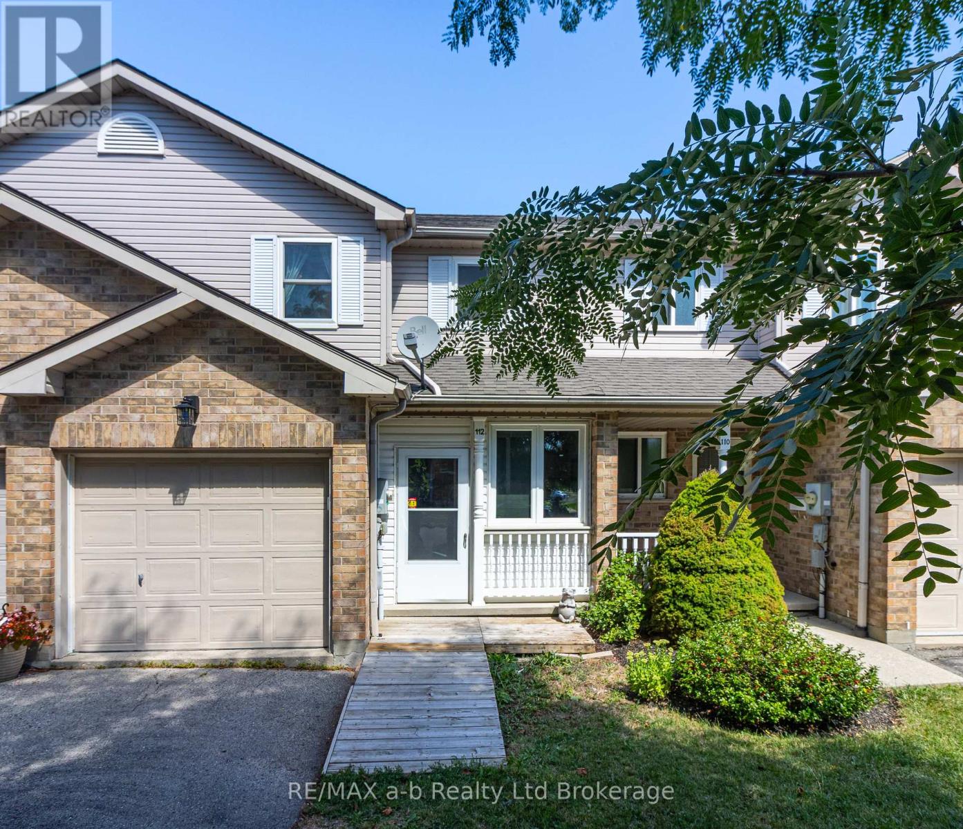112 ATHLONE CRESCENT, Stratford
