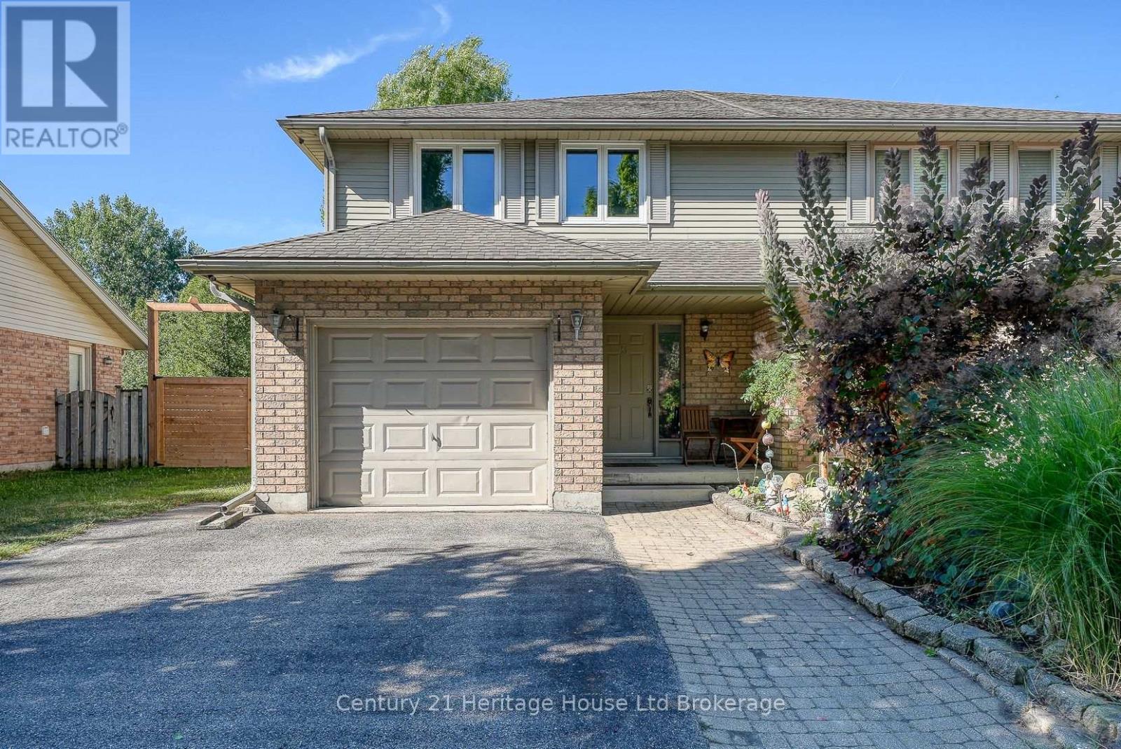 5 MOHICAN DRIVE, Woodstock (Woodstock - North)