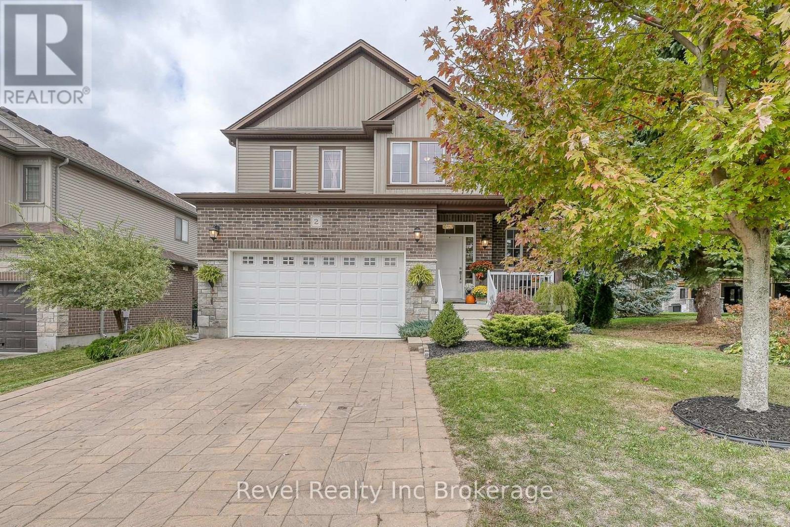 2 BROOKFIELD COURT, Ingersoll (Ingersoll - South)
