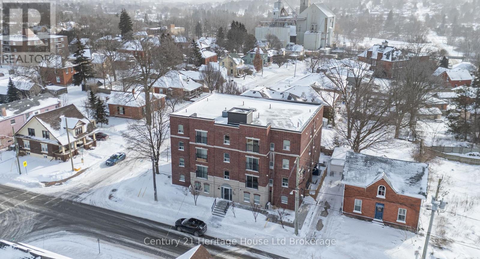 303 - 34 BROCK STREET, Woodstock (Woodstock - South)