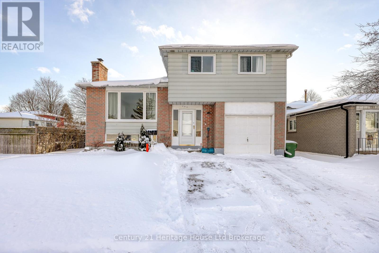 249 MACDONALD DRIVE, Woodstock (Woodstock - North)