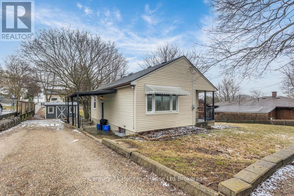 544980 PATTULLO AVENUE W, Norwich