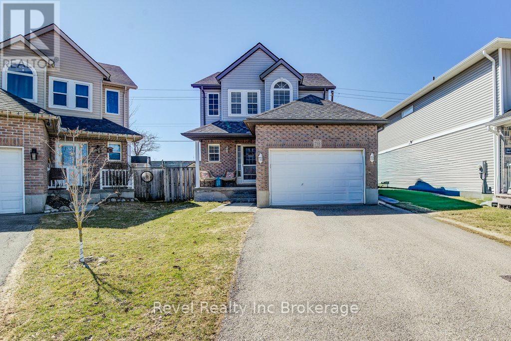 733 SOUTHWOOD WAY, South-West Oxford