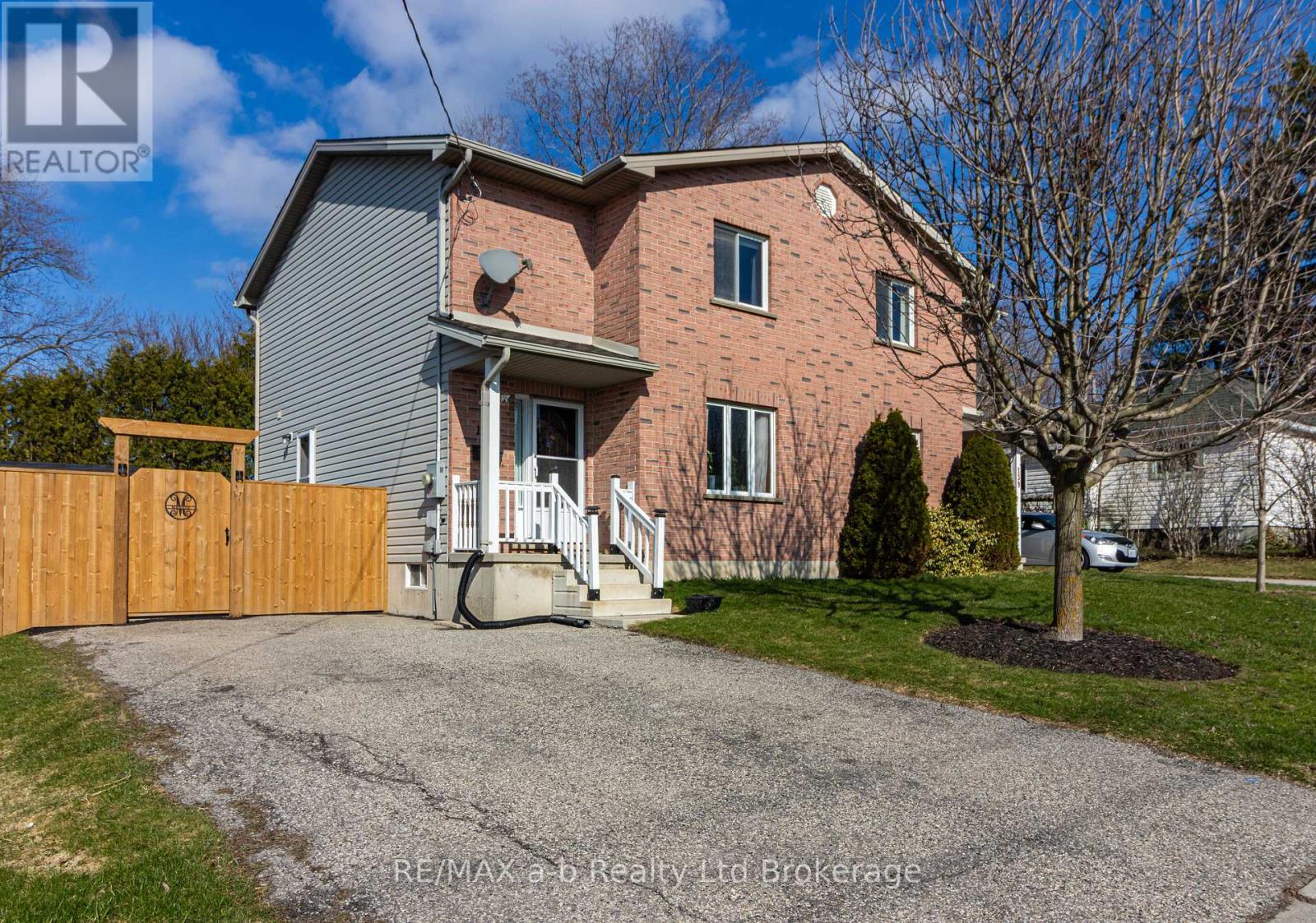 137 WHITING STREET, Ingersoll (Ingersoll - South)