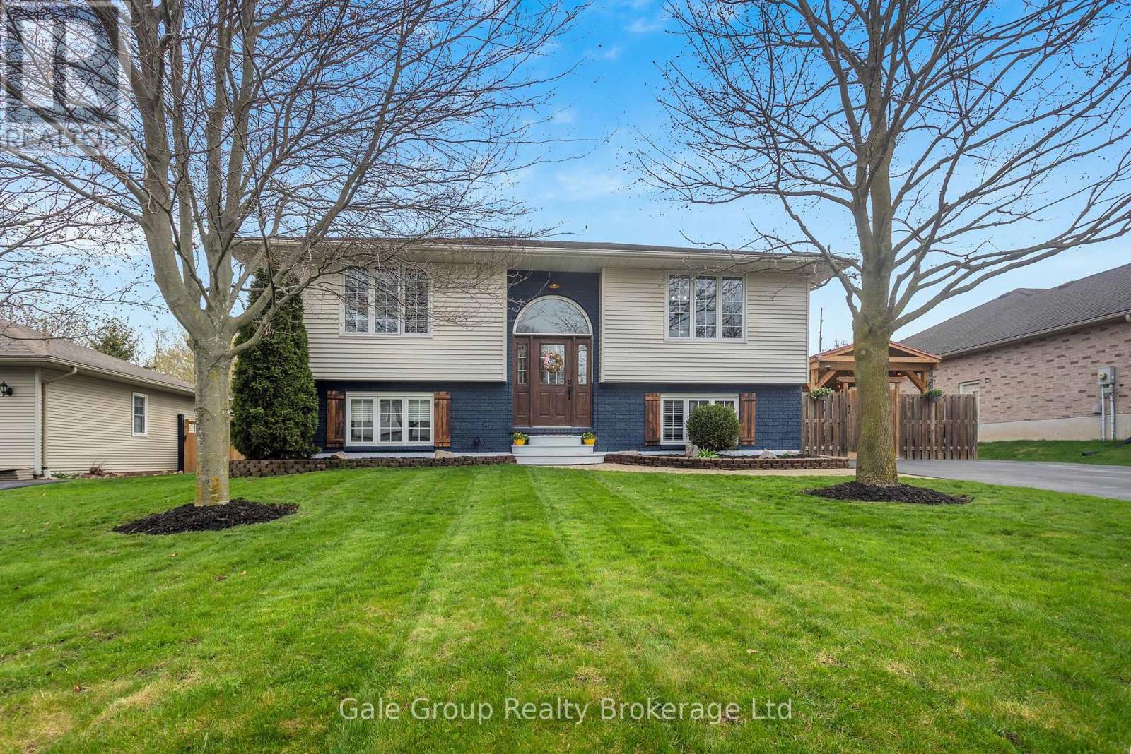 22 LORRAINE AVENUE, Tillsonburg