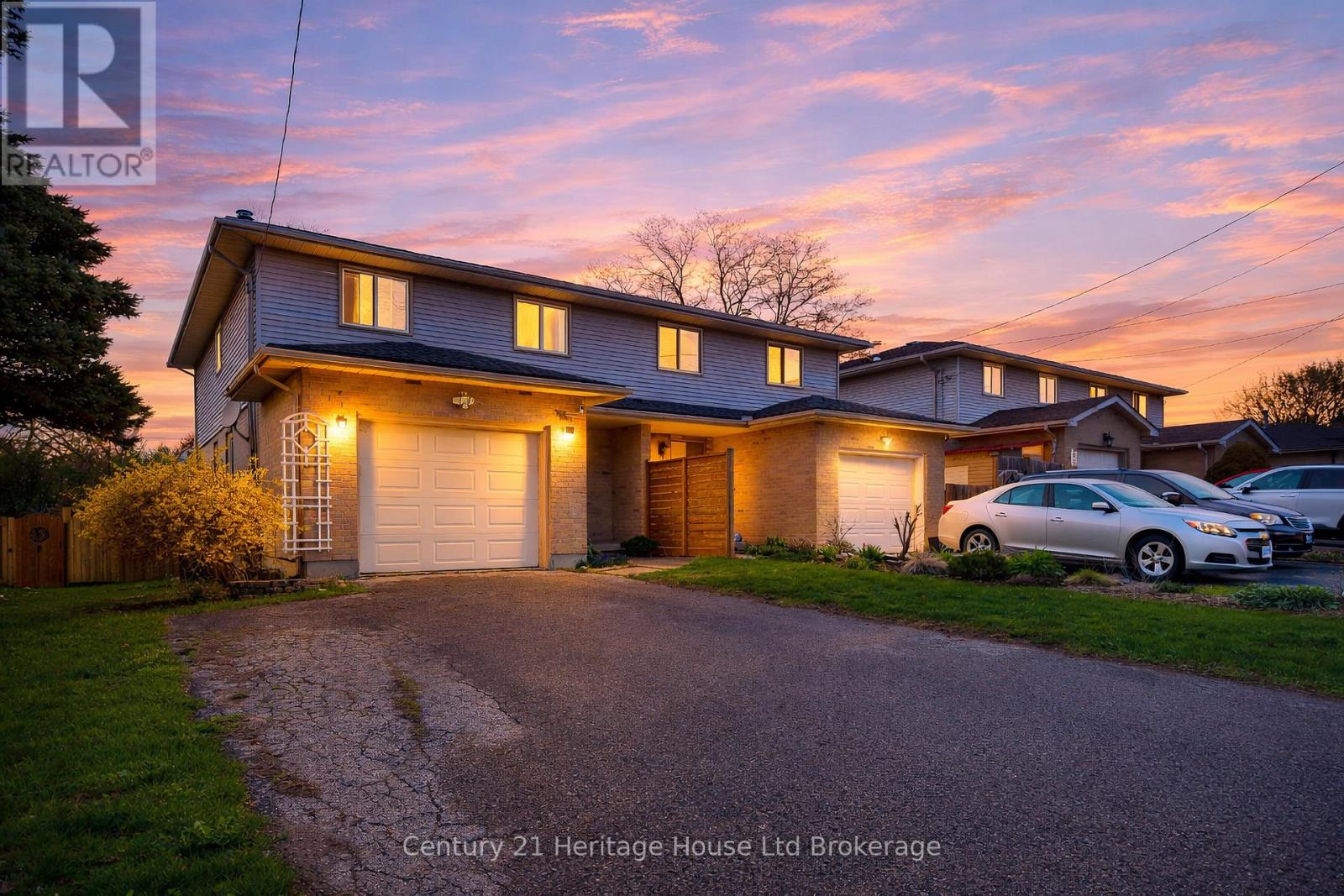 728 NORWOOD AVENUE, London East (East A)