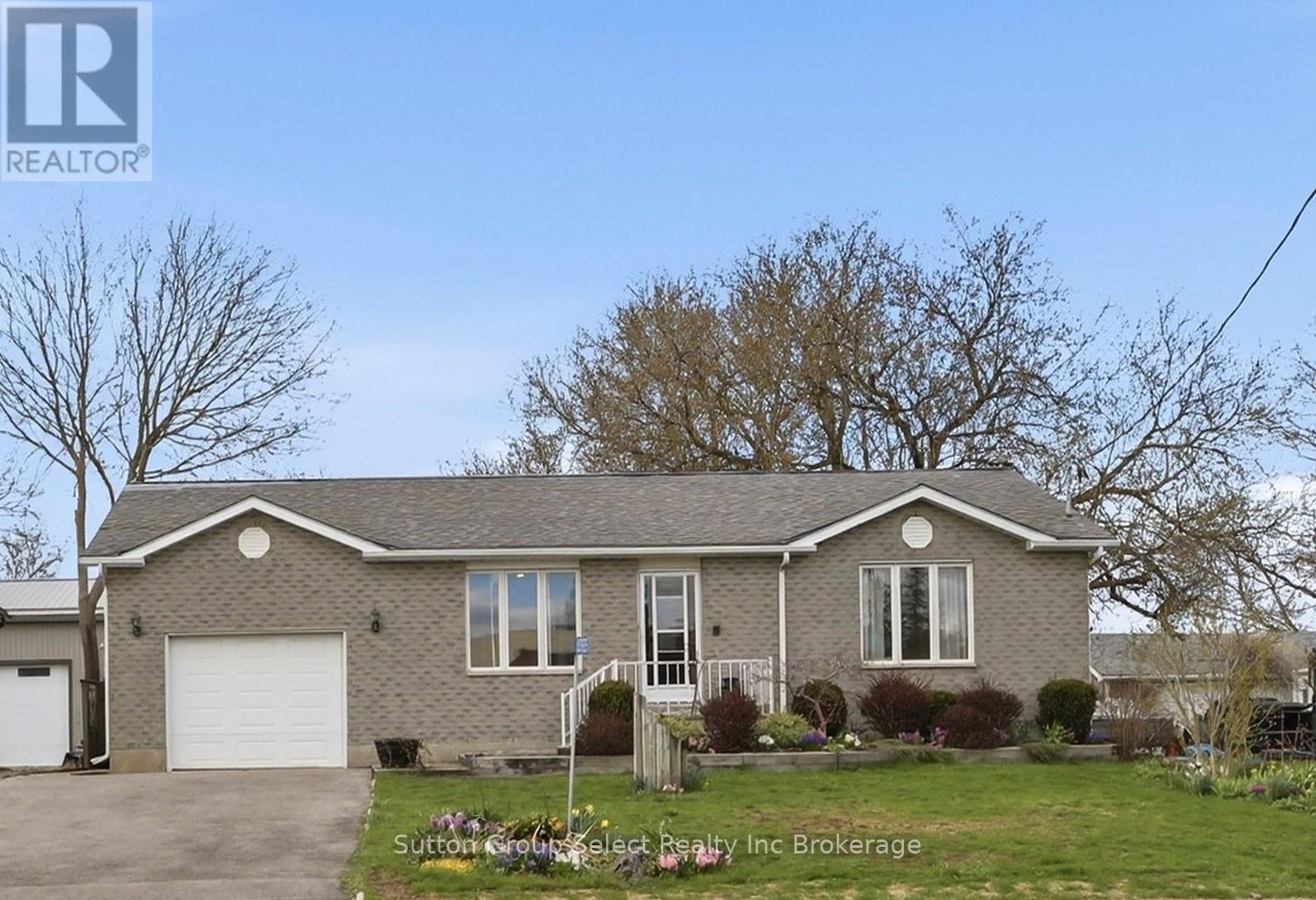 383925 SALFORD ROAD W, South-West Oxford (Salford)