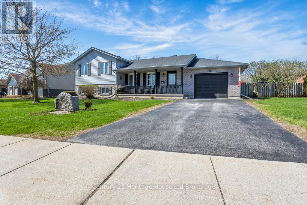 93 GLENDALE DRIVE, Tillsonburg