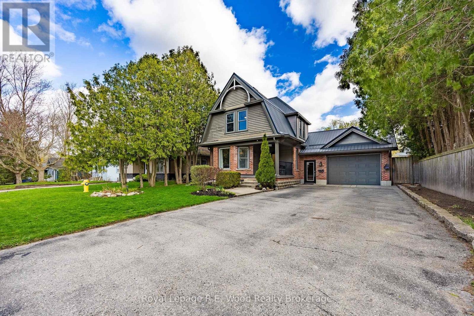 10 GEORGE STREET, Tillsonburg