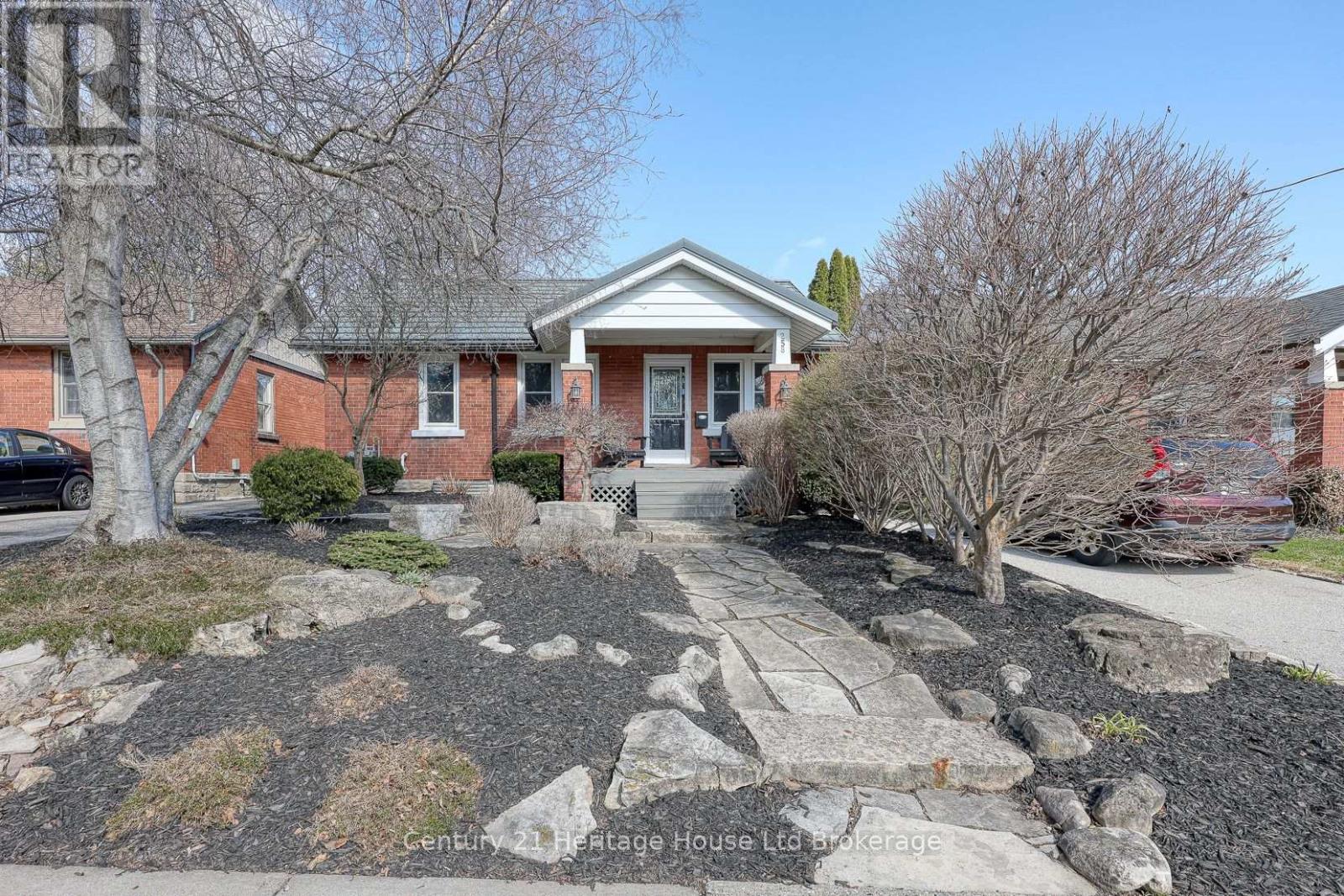 258 GRAHAM STREET, Woodstock (Woodstock - North)