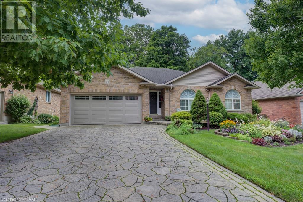 21 WOODSIDE Drive, Tillsonburg