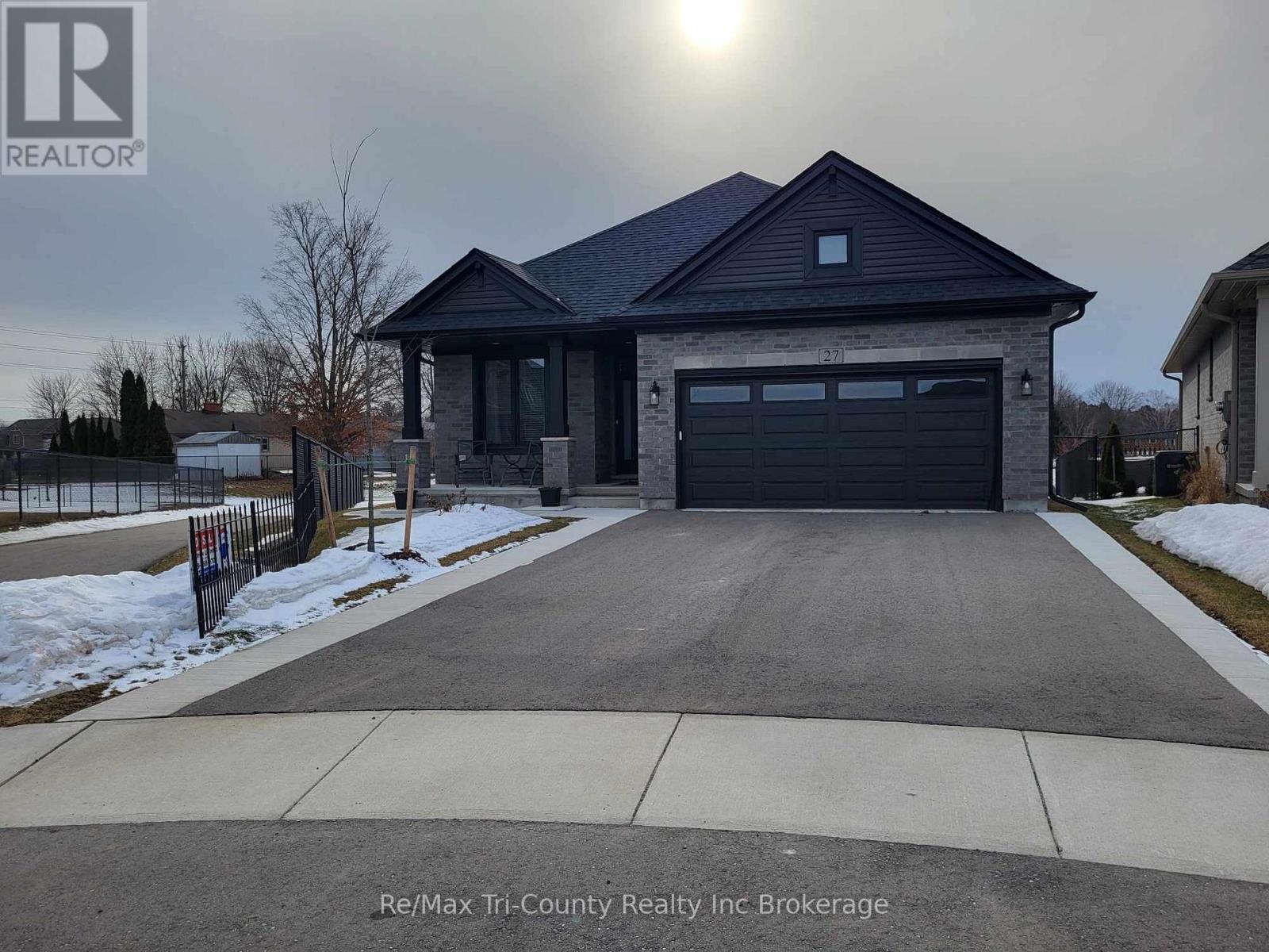 27 KEBA CRESCENT E, Tillsonburg