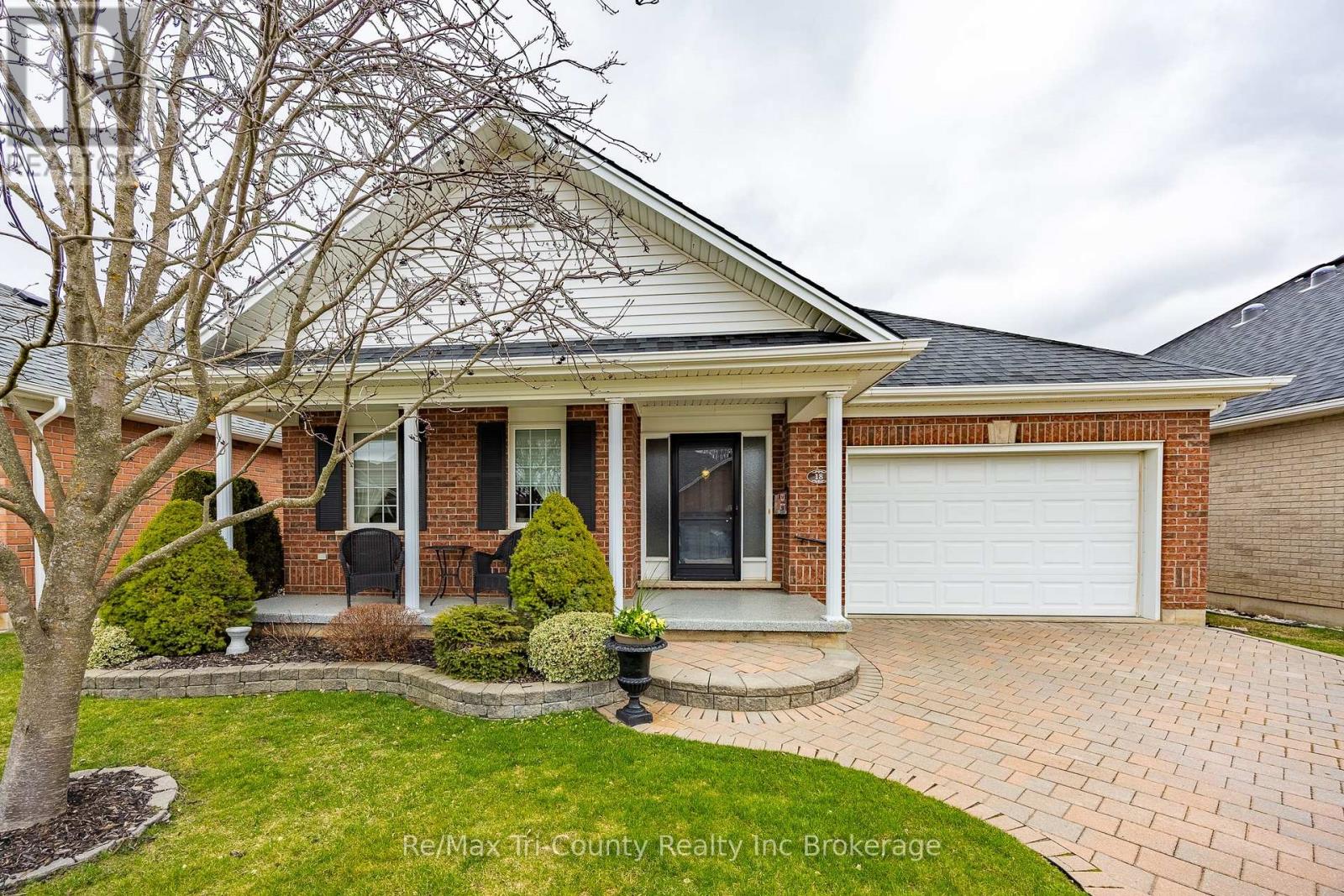 18 JONES CRESCENT, Tillsonburg