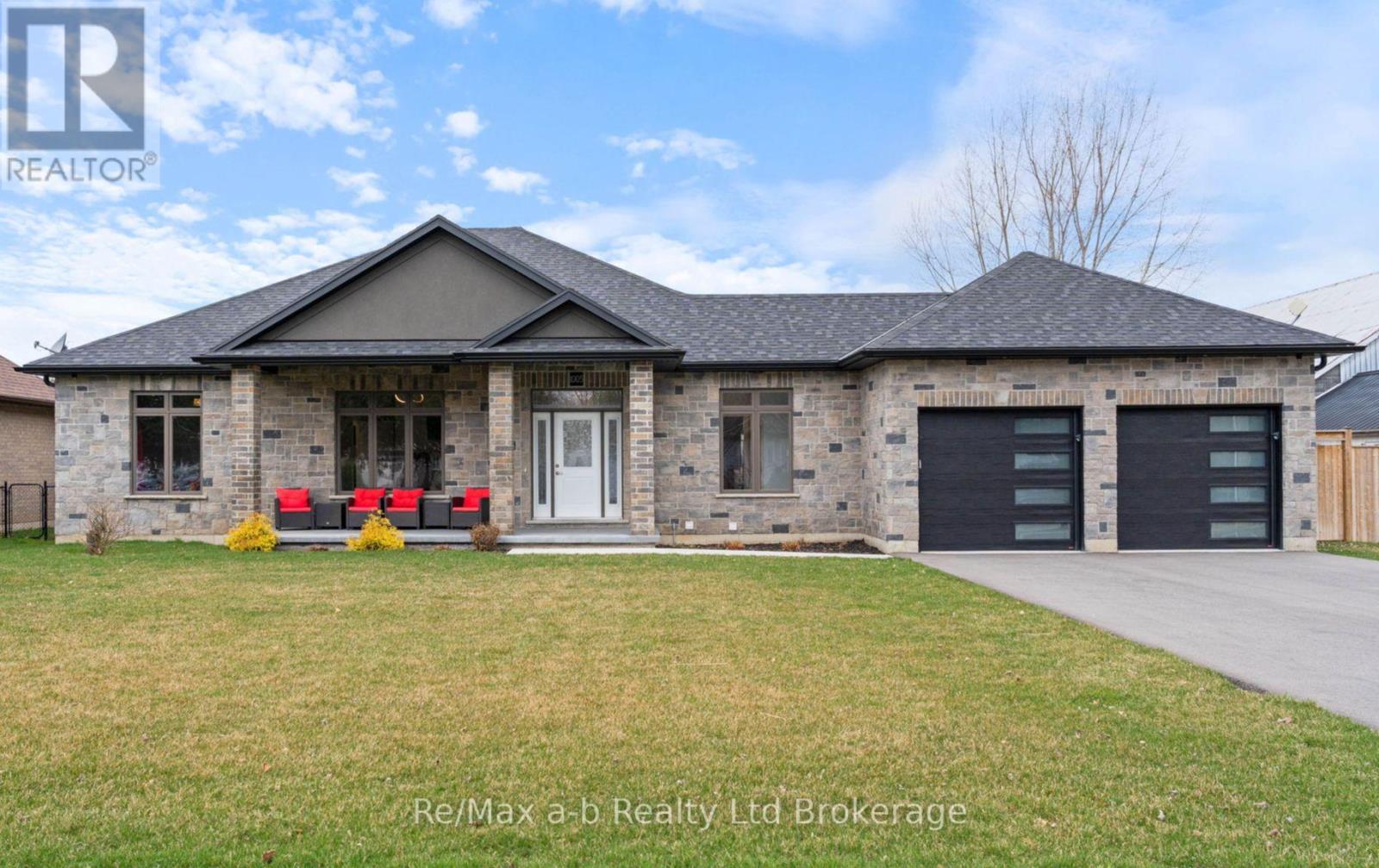 1005 WINDHAM CENTRE ROAD, Norfolk (Windham Centre)
