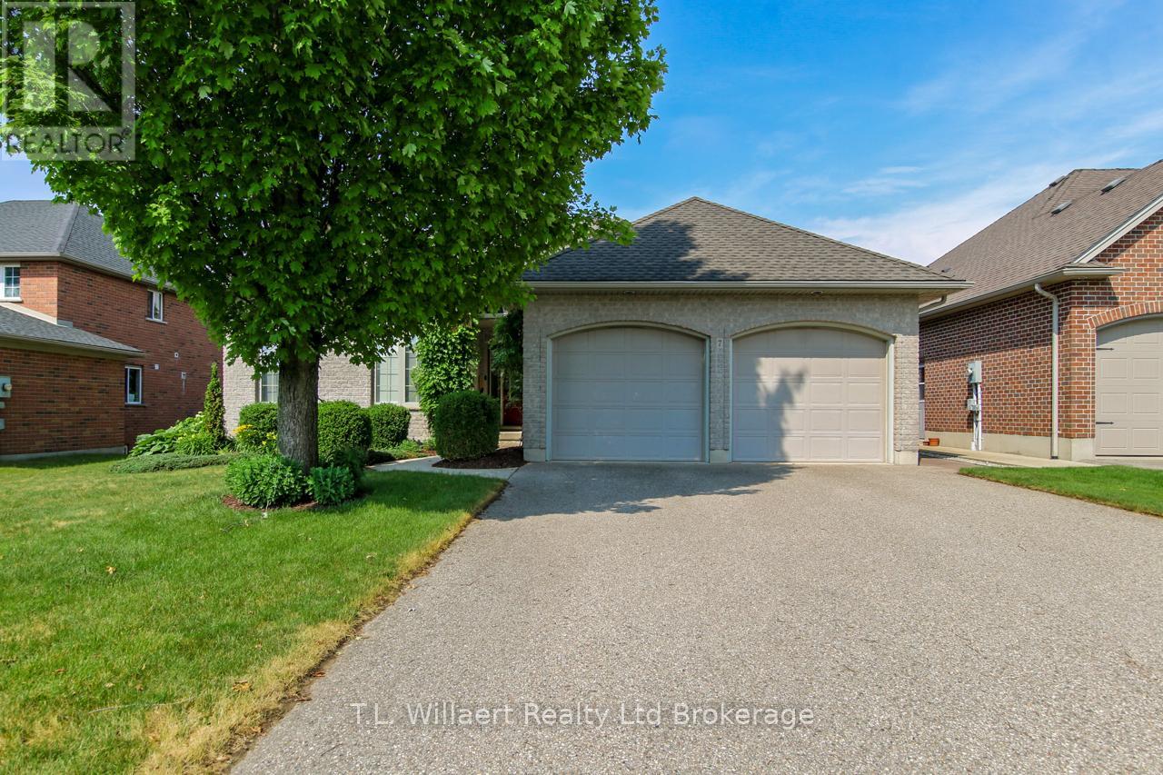 7 LYNDALE ROAD, Tillsonburg