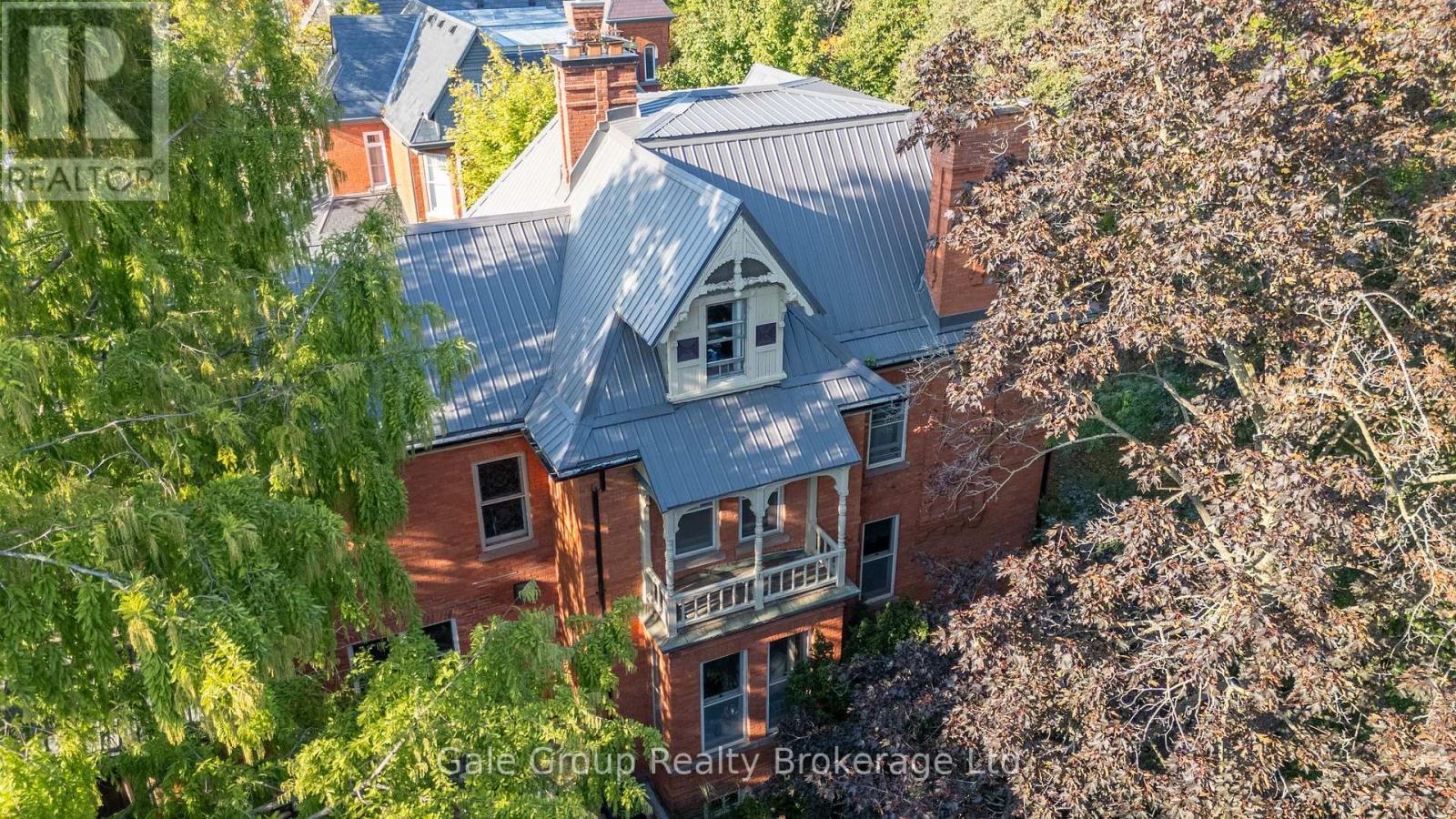 105 VANSITTART AVENUE, Woodstock (Woodstock - North)