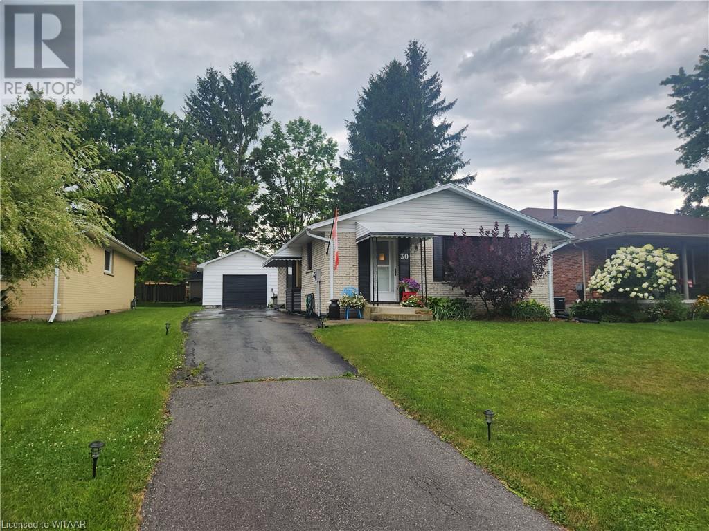 30 RIDGE Boulevard, Tillsonburg