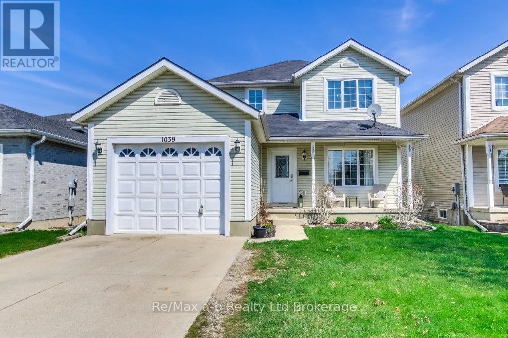 1039 DEVONSHIRE AVENUE, Woodstock (Woodstock - North)