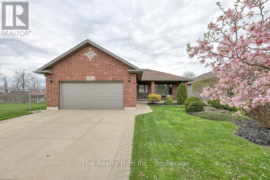 17 SCOURFIELD DRIVE, Ingersoll (Ingersoll - North)
