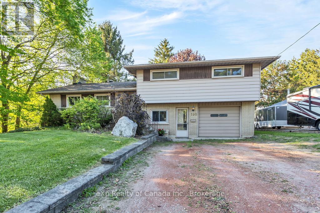 132 NORTH STREET E, Tillsonburg