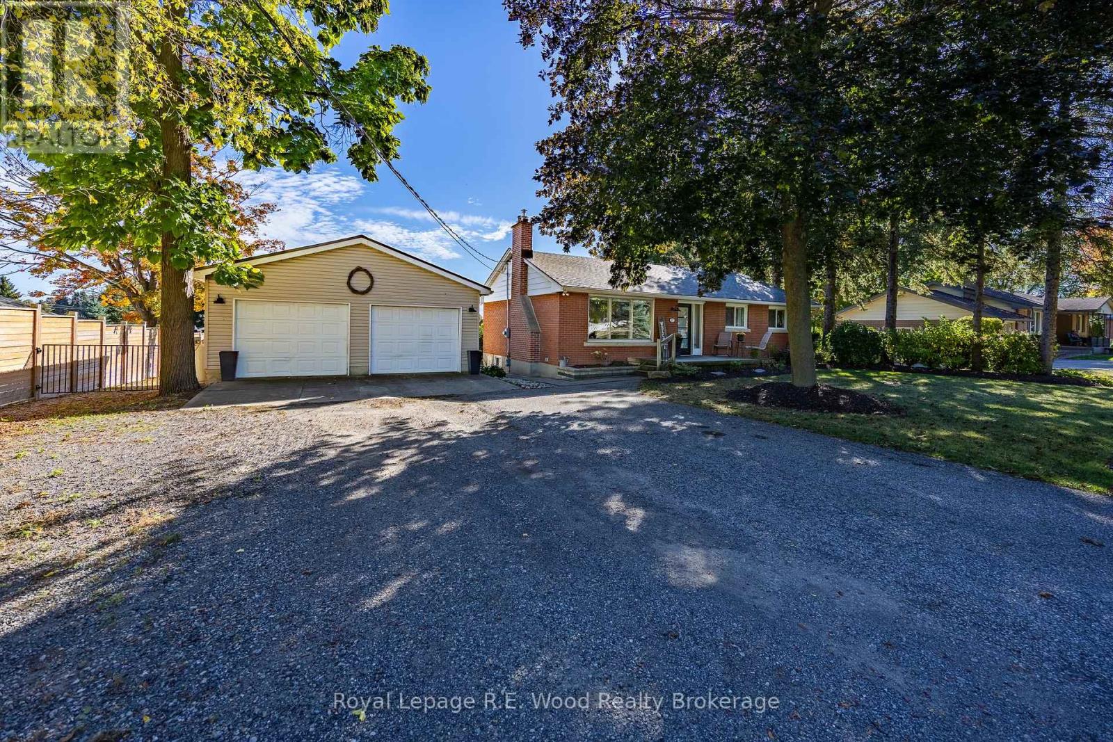 27 NORTH STREET W, Tillsonburg
