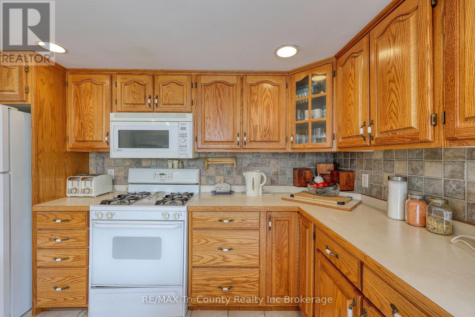 1686 CHAR VILLE E 1/4 ROAD, Norfolk (Bill s Corners (Charlotteville))