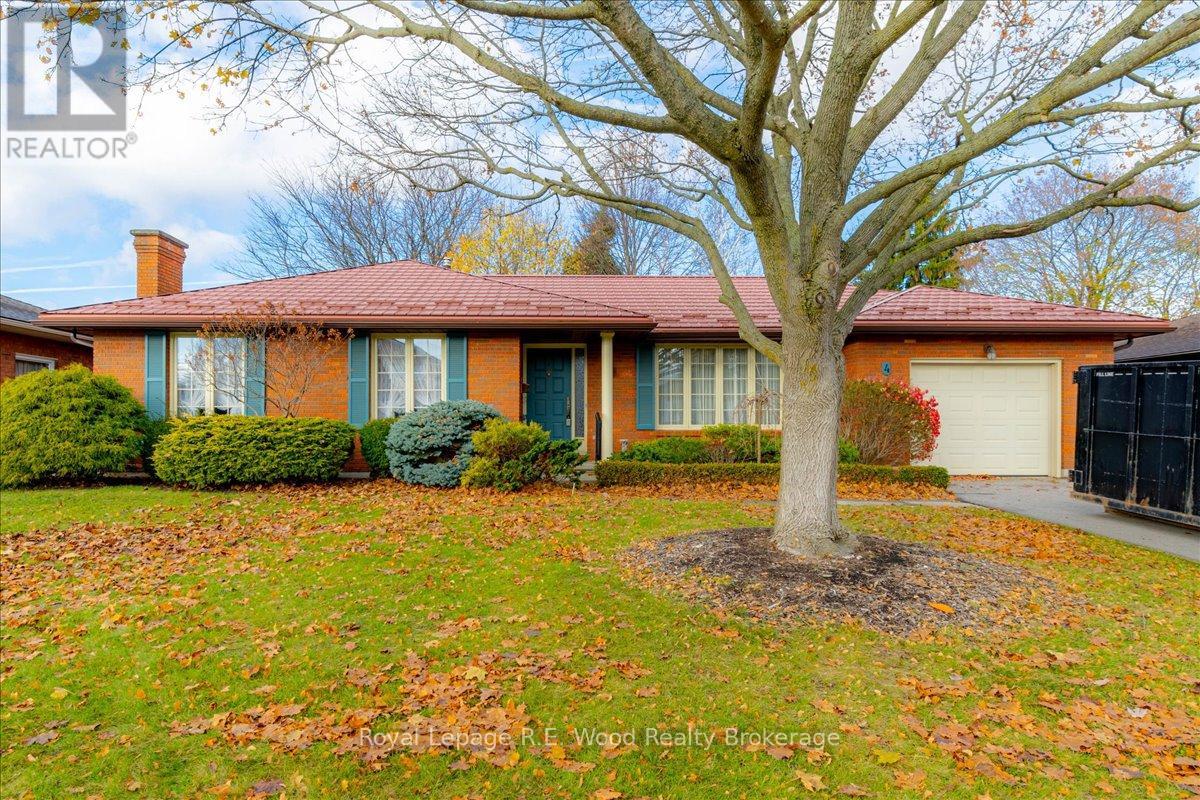 4 CHRISTOPHER COURT, Tillsonburg