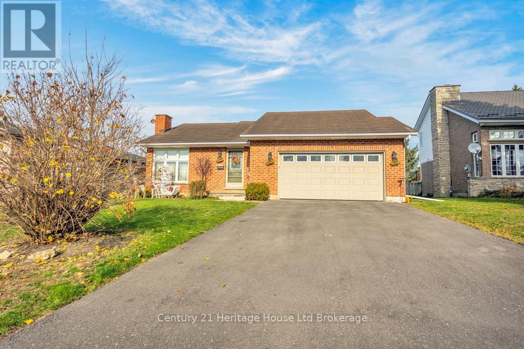 24 BARKER STREET, Tillsonburg