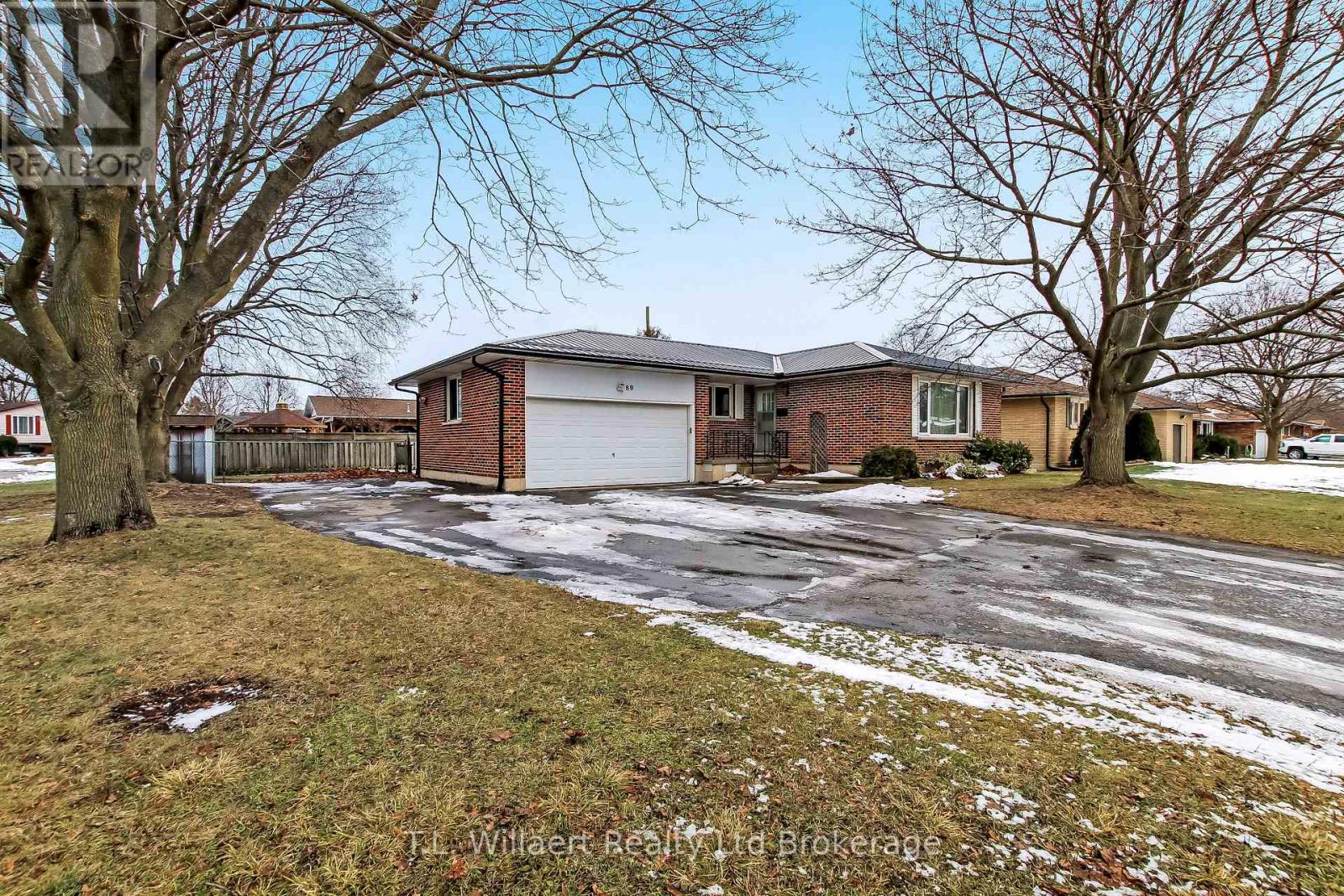 80 GLENDALE DRIVE, Tillsonburg