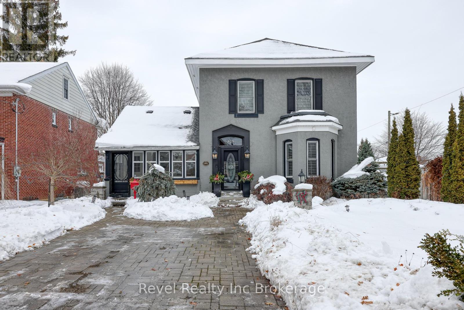 425 INGERSOLL AVENUE, Woodstock (Woodstock - North)