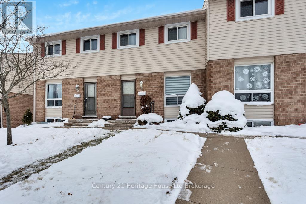 11 - 351 HIGHVIEW AVENUE E, London South (South P)