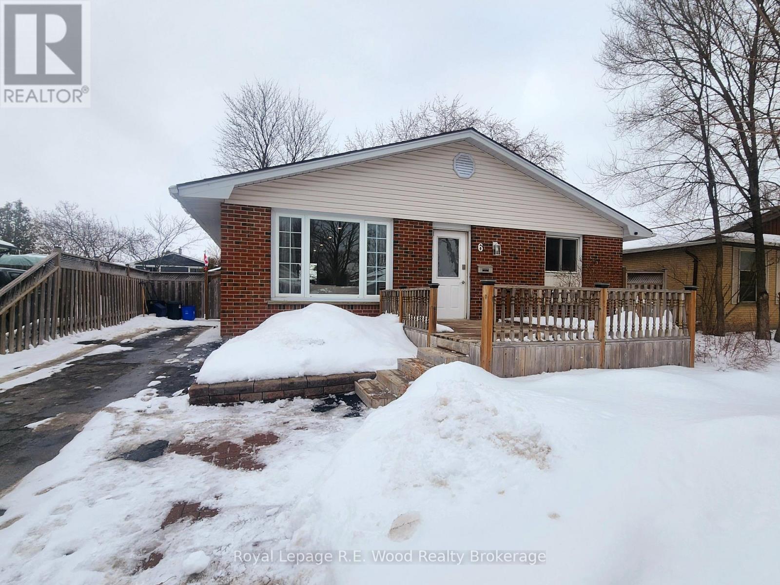 6 CENTENNIAL AVENUE, Tillsonburg