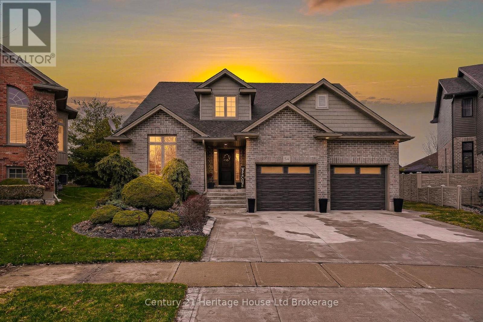 54 WESTVIEW COURT, Woodstock (Woodstock - North)