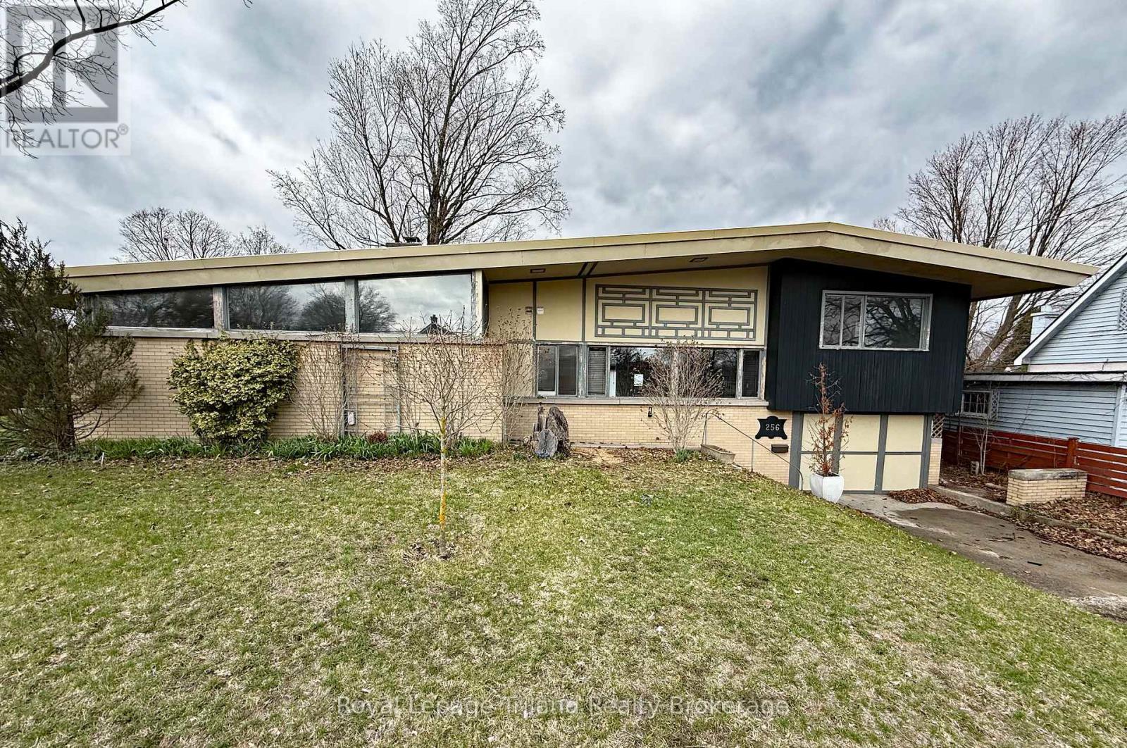 256 ST GEORGE LANE, Norfolk (Delhi)