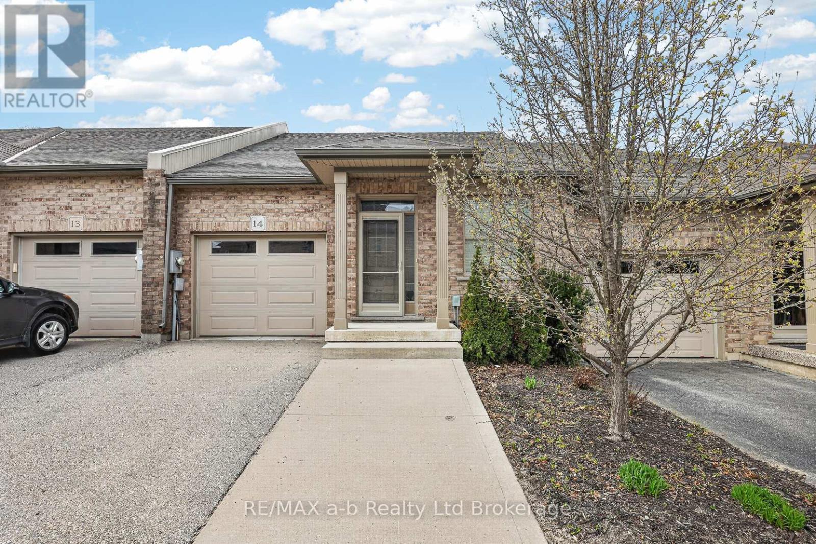 111 KING STREET EAST, UNIT 14 STREET, Ingersoll (Ingersoll - South)