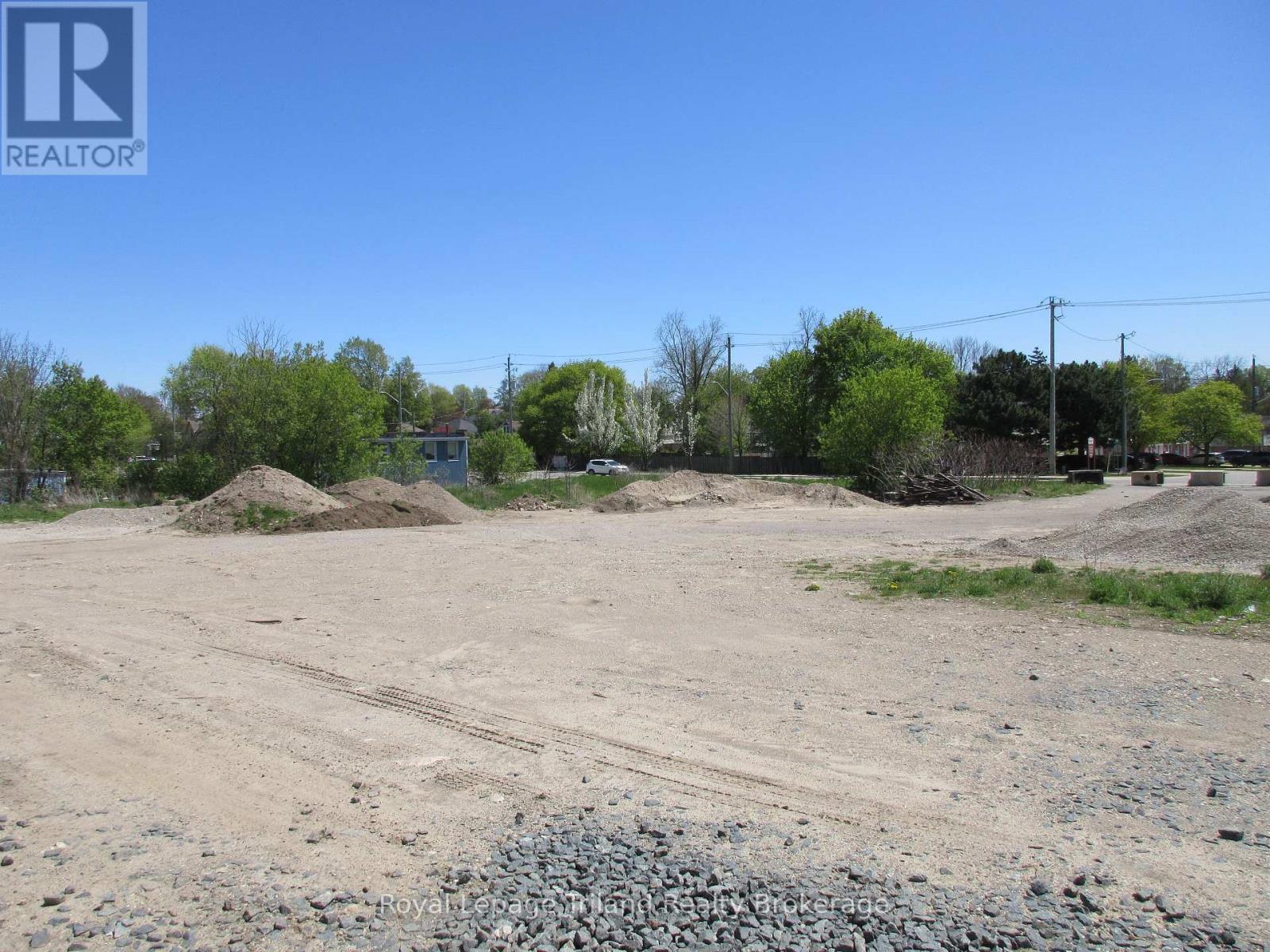 PTLT 20 CON1 HENRY STREET, Woodstock (Woodstock - South)