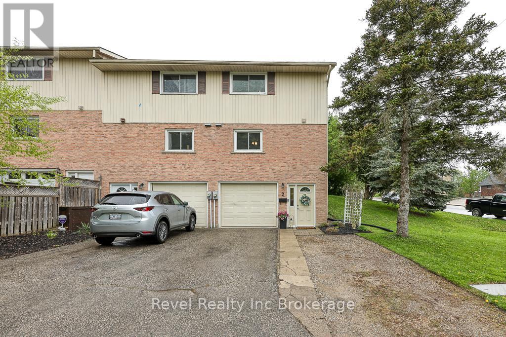 2 MARLBORO COURT, Woodstock (Woodstock - North)