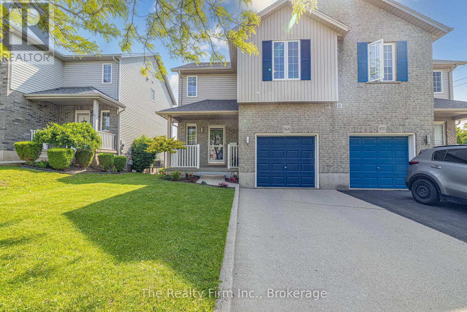 868 STONEGATE DRIVE, Woodstock (Woodstock - South)