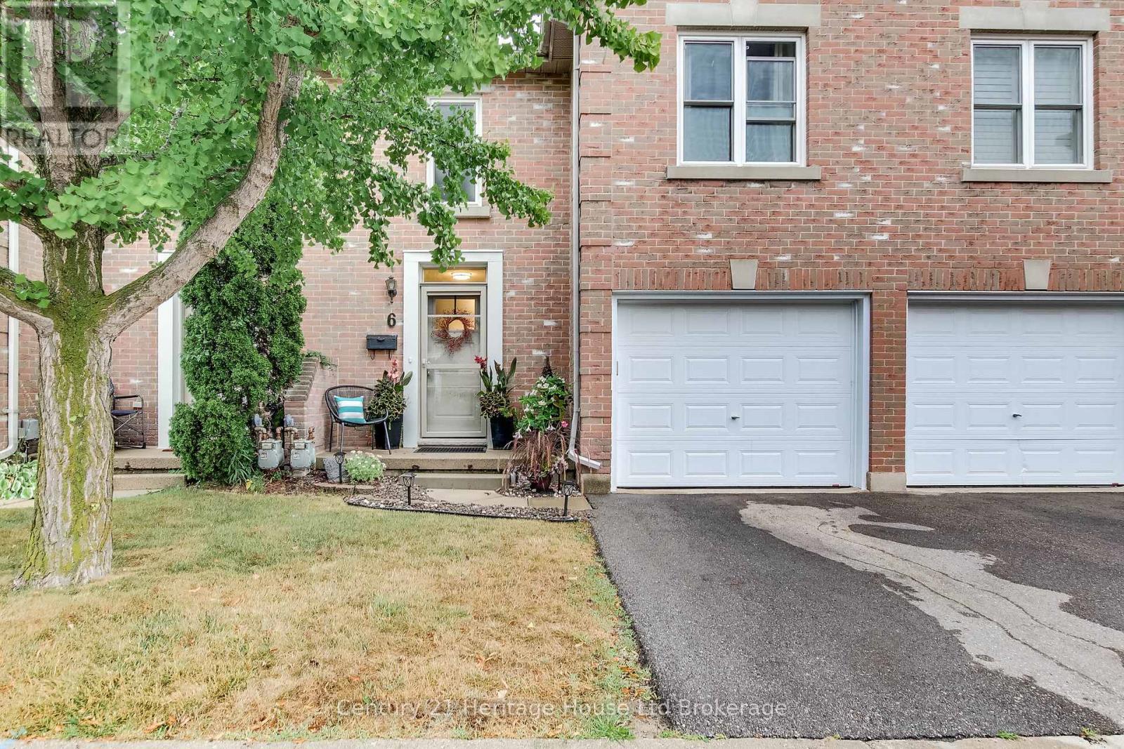 6 - 395 SPRINGBANK AVENUE N, Woodstock (Woodstock - North)