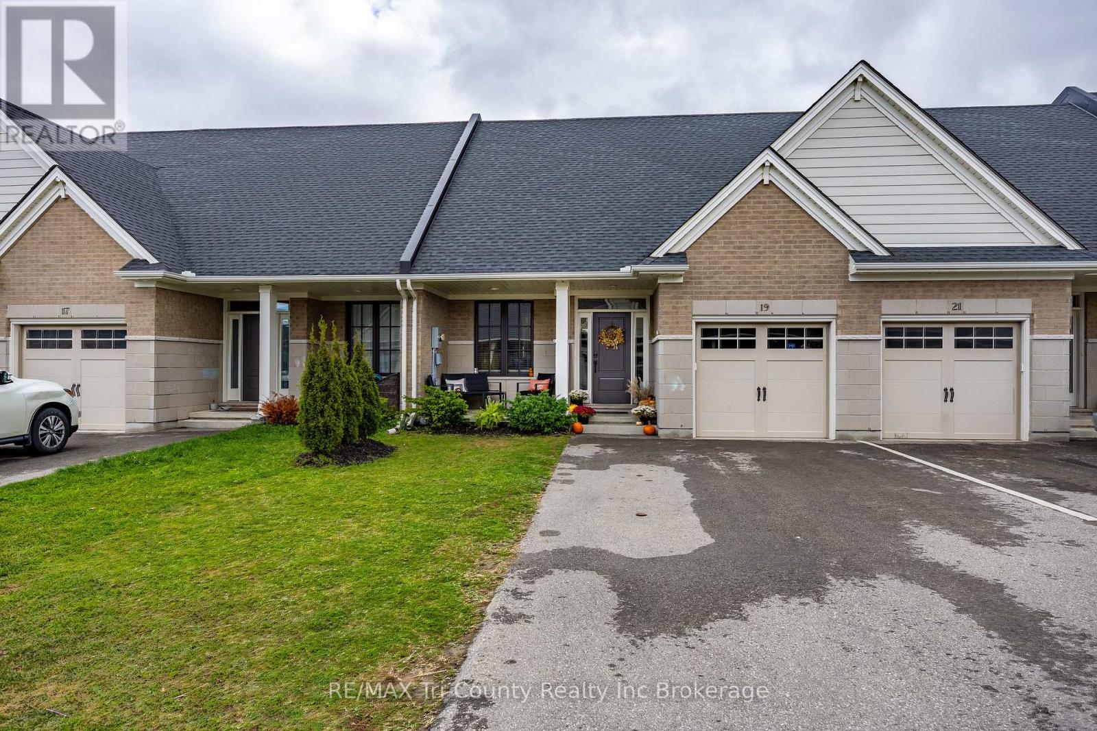 19 SIERRA STREET, Tillsonburg