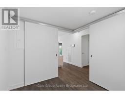 303 - 370 MARTHA STREET - 24