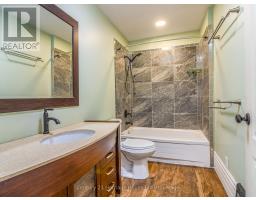 552 HATCH STREET - 20