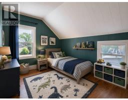 552 HATCH STREET - 24