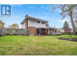 11 THISTLE COURT - 27