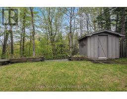 11 THISTLE COURT - 32