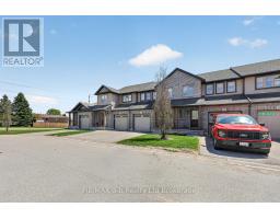28 - 175 INGERSOLL STREET N - 3