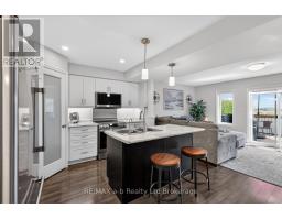 28 - 175 INGERSOLL STREET N - 9
