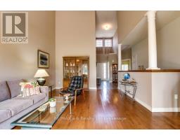 717 GARDEN COURT CRESCENT - 7